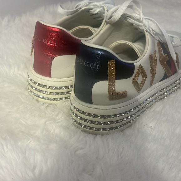 Beautiful GUCCI sneakers in EXCELLENT condition. The perfect treat ! - Picture 5 of 6